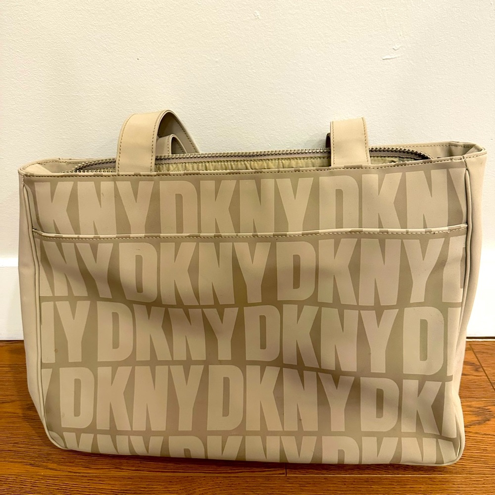 Used DKNY tote bags in monogram in good condition